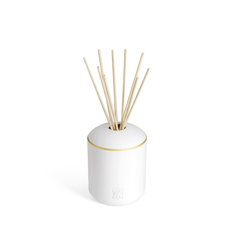 Aqua Universalis Fragrance diffuser 300ml & 9 reeds